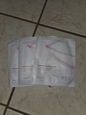 Pink Collagen Gel Mask - Hydrating Face Mask (Pink)